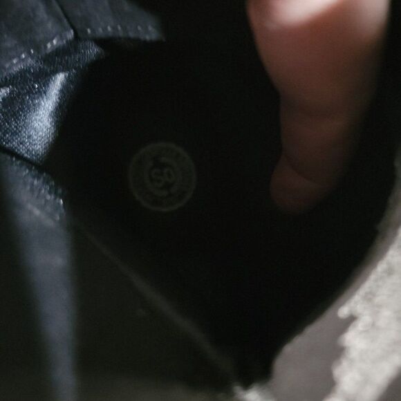 So Authentic American Heritage Womens 200756 Black Flat Ankle Booties Size 6M - Picture 8 of 9